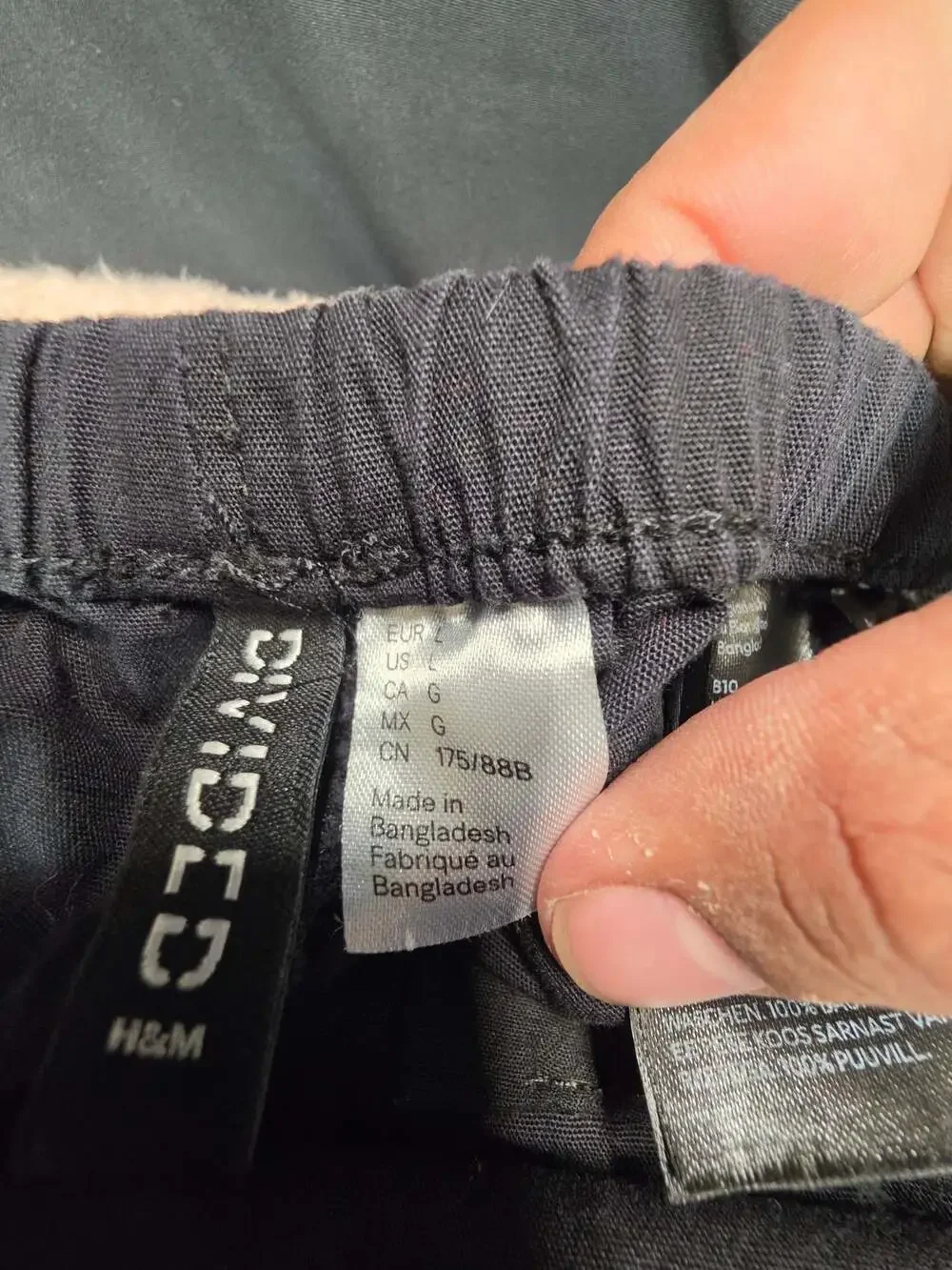 H&M Divided Men's Black Casual Elastic Waist Trousers